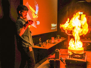 Xplore! Science Discovery Centre presents: Creative Chemistry!
