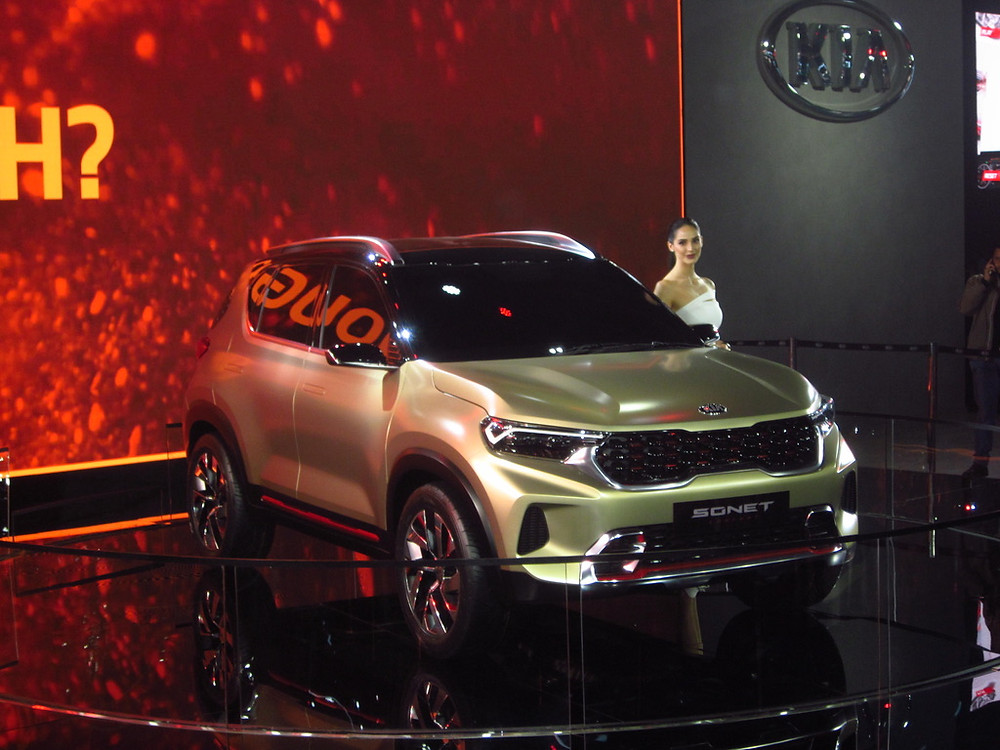 2020 Kia Sonet Front Auto Expo