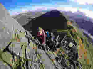 Scrambling toward Crib y Ddysgl