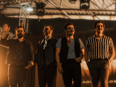 ENJAMBRE EN EL PALACIO DE LOS DEPORTES