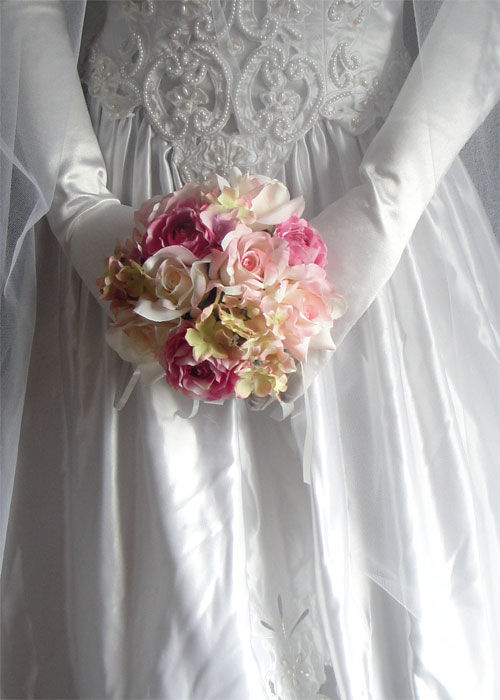 サムネイル： ローズとアジサイのピンクミニブーケ