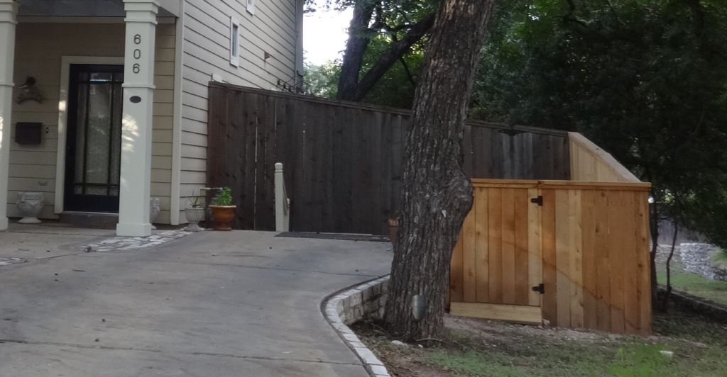 Vertical 6-inch w no space - Good neighbor style- w cap board