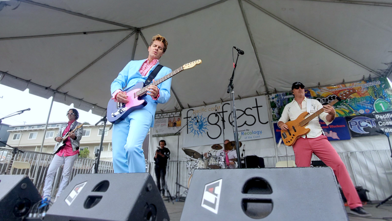 Bray and the Dens Fogfest