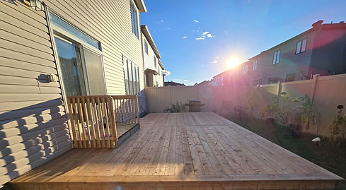 A spacious deck made by inkadeck