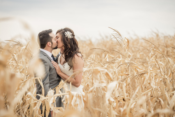 Winnipeg-Wedding-Pineridge-Hollow-Cynthi