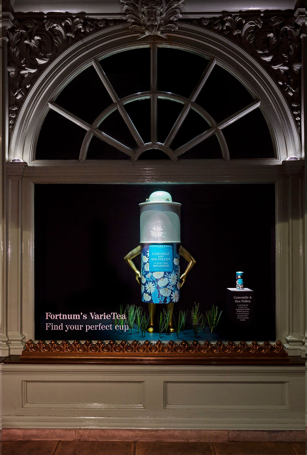 Fortnum and mason window display tea fruity tea display visual merchandising display design