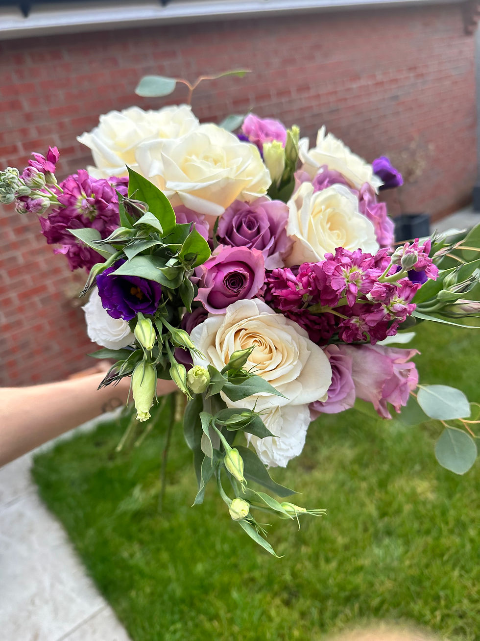 Thumbnail: Infinity Signature Bouquet