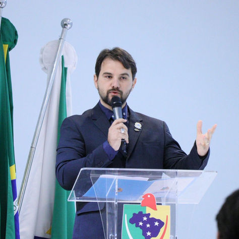 Diogo Frizzo pede mais agilidade na iluminação pública e convocação de servidores da Educação