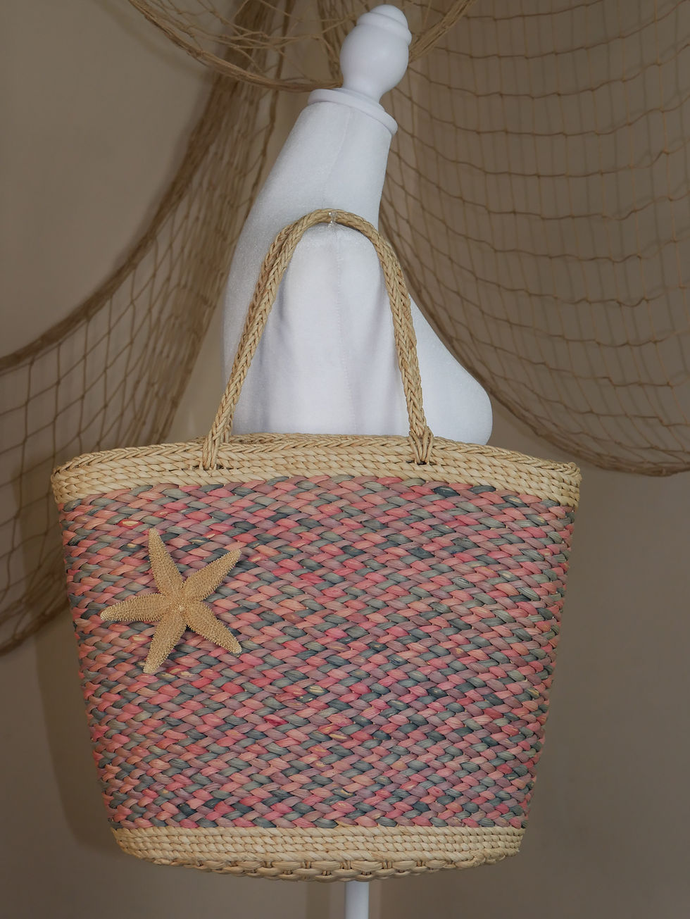 Thumbnail: Sand and Star Straw Tote