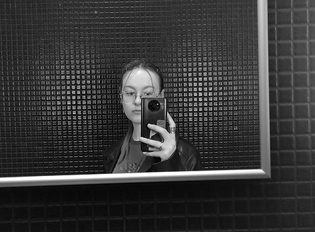 Snapchat-337895271 - Lili Ambrus_edited.jpg