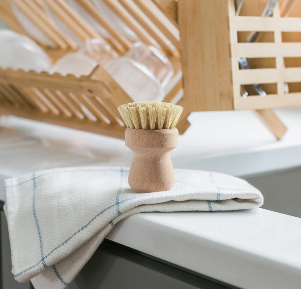 Thumbnail: Bamboo Dish Scrubbing Brush