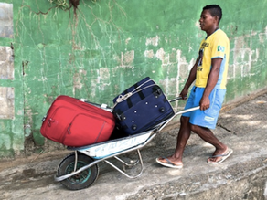 Em Morro de São Paulo não existe carro, como transportar as bagagens?