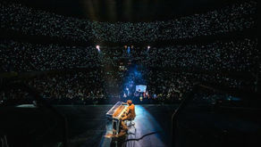 SEBASTIÁN YATRA
Y SU DHARMA TOUR CIERRAN SU PASO POR COLOMBIA CON UN SOLD OUT EN MEDELLÍN