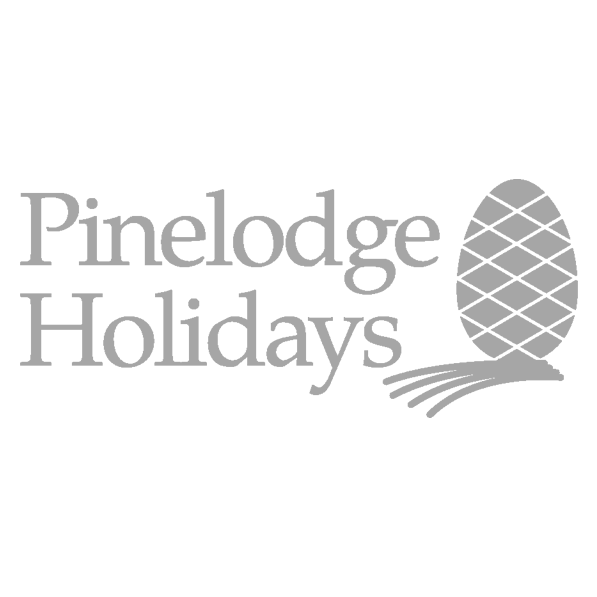 pinelodge holidays.png