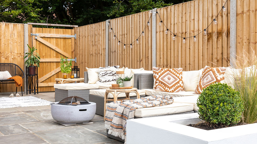 Best Fence Types for Small Yards & Urban Properties