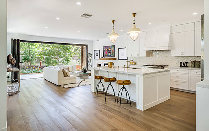 Kitchen & Bathroom Remodeling Ideas That Pair Beautifully with Hardwood Flooring