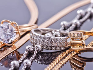 What to Look for When Buying Pre-Owned Fine Jewelry