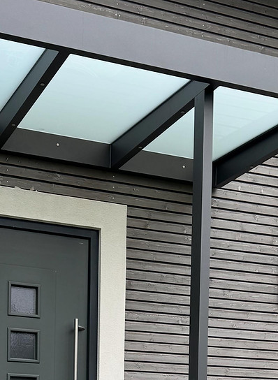 Terrassenüberdachung aus Stahl und Glas in Graz | Metallmanufaktur D²