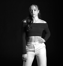 JASMINE LATREILLE - N&B.jpg