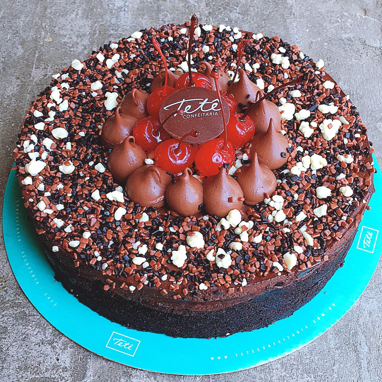 TORTA MOUSSE DE CHOCOLATE