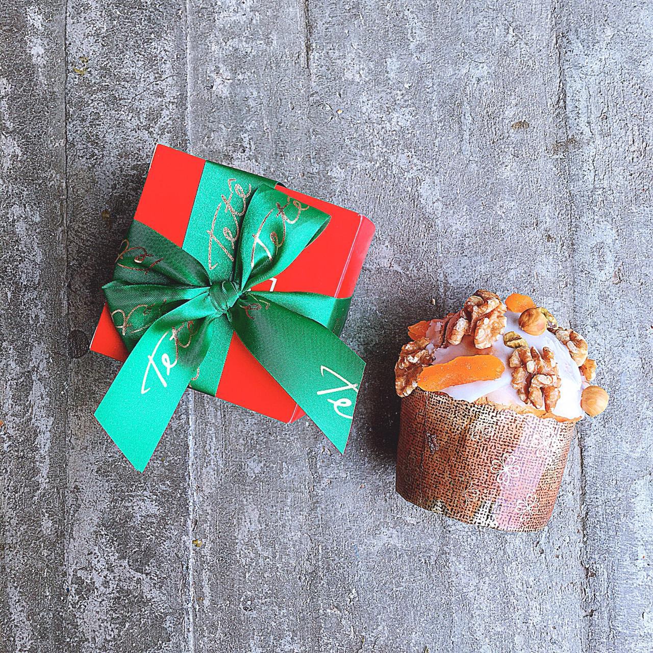 MINI PANETONE FRUTAS