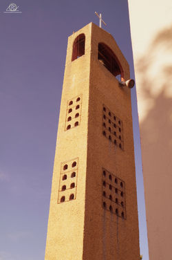Campanario en iglesia