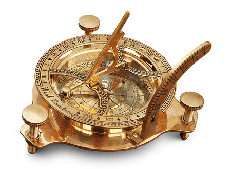 Old-measuring-instrument-for-navigation-105802561_3156x2312.jpeg