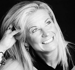 Pia Olsson Value-based leadership Build confidence Sustainable physical and mental strength Master and go strong through menopause Balanced lifestyle Mental coach Physical coach Leadership coach Leadership events Strengthen your team Teamwork Build stronger relationships Strong woman Pia Olsson Strengthen the horizontal and vertical leadership Increase sales Perform better Overcome fear of failure Manage success Recover from illness Recover from divorce Become a better leader Become a better person Increase sales Bygg självförtroende Öka försäljning Bli en bättre människa Återhämta sig från skilsmässa Återhämta sig från sjukdom Hantera framgång Överkom rädsla att misslyckas Prestera bättre Stärk horistontellt och vertikalt ledarskap Stark kvinna Bygg bättre relationer Stärk ditt team Ledarskap event Ledarskapscoach Mental coach Fysisk coach Personlig tränare Balanserad livsstil Hantera klimakteriet Hållbar fysisk och mental styrka Värdebaserat ledarskap Pia Olsson