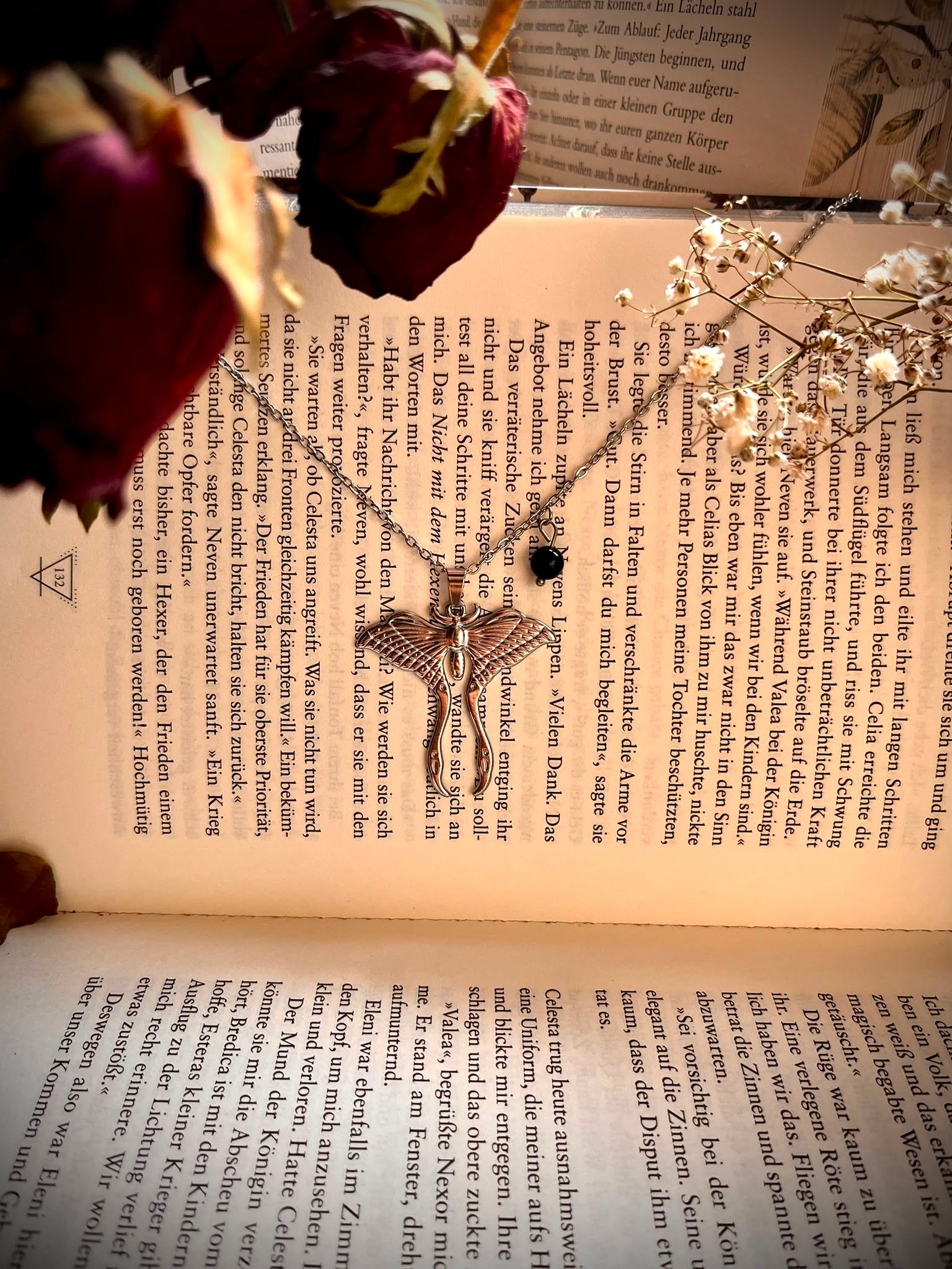 ✨ Luna Moth Necklace ✨ | verschiedene Kristalle | Silber