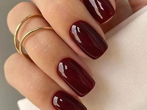 Dark Cherry Nails Are This Fall’s Top Manicure Choice