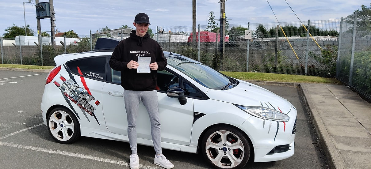 Automatic driving lessons Fife, Manual drivng lessons Fife, Driving