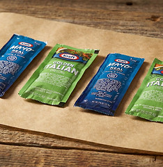 Sauces_Packets.jpg