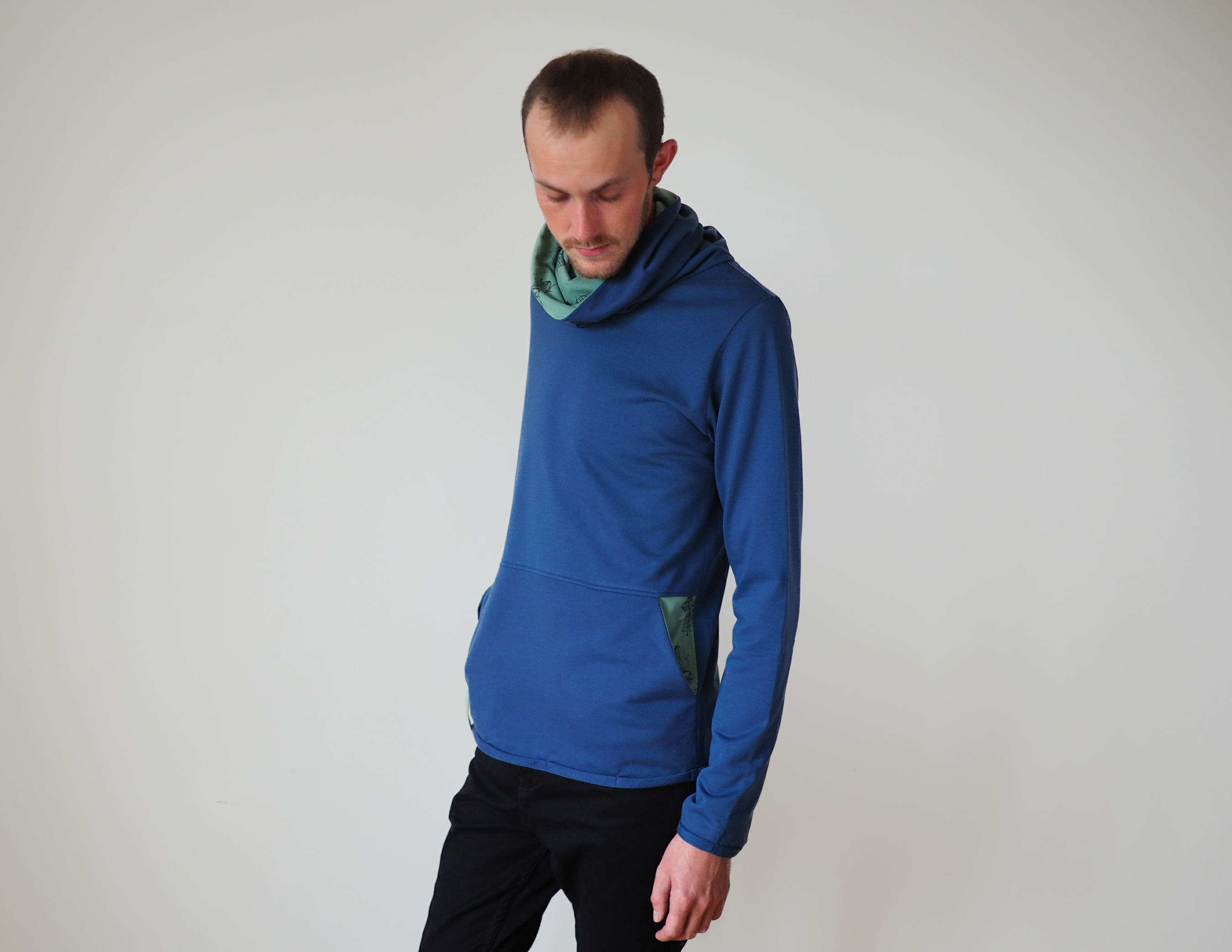 Сowl-neck sweatshirt with the pockets - blue + green