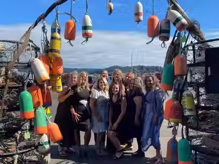 Fishermen's Wives Celebrate Homeport Heroes