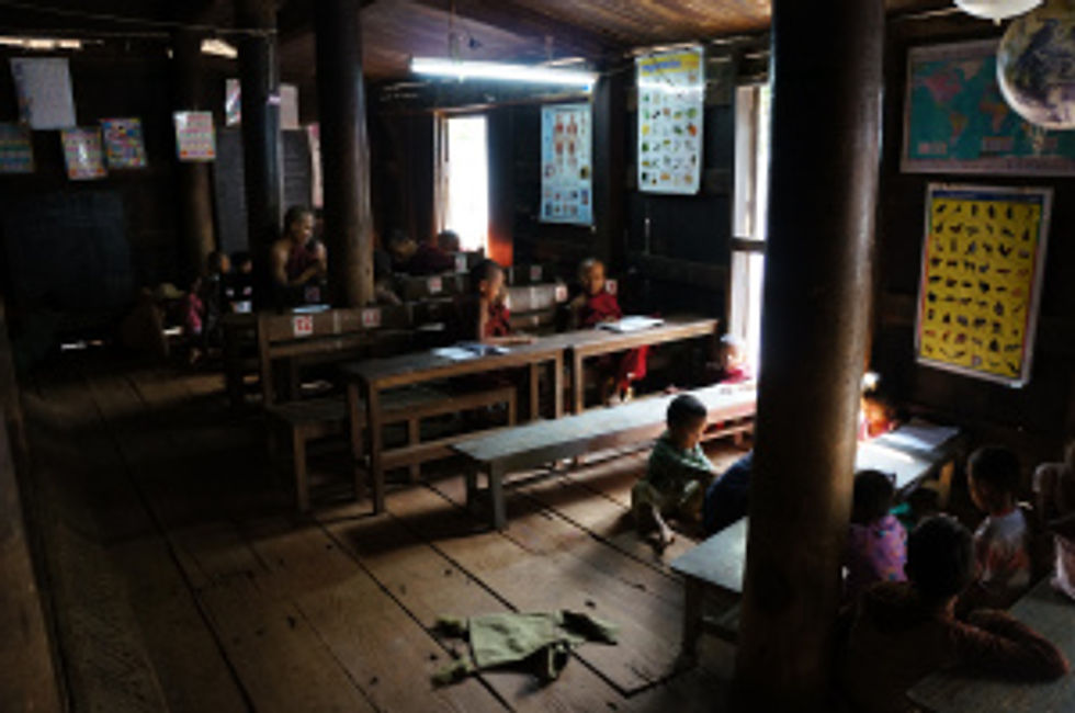 Mandalay Inwa Temple School