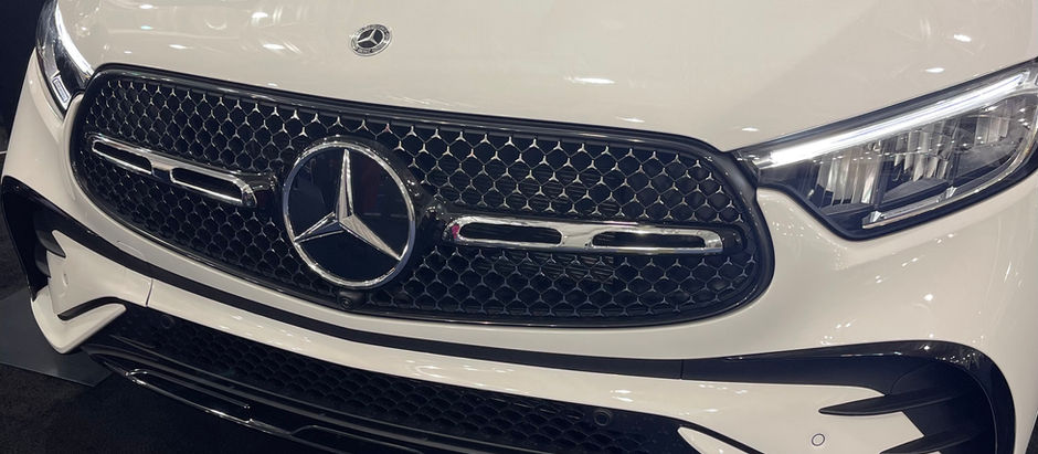 voiture électrique véhicule mercedes-benz montreal