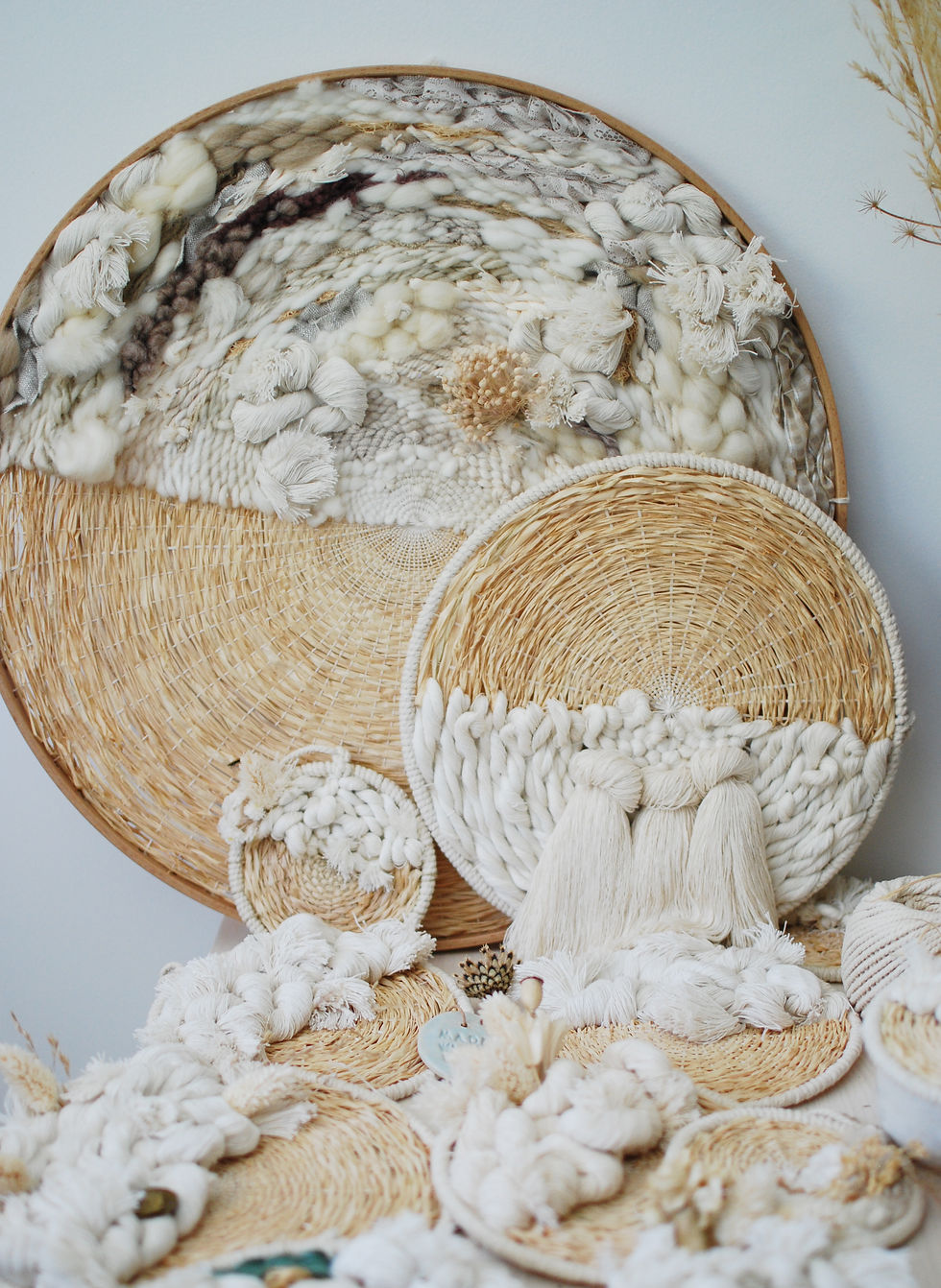 Cosy Jungle, réalisation de tissages sur cercle
