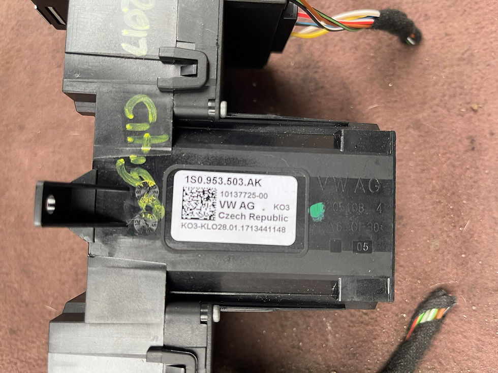 Thumbnail: 2017 SKODA CITIGO 1.0 MPI GREENTECH INDICATOR WIPER COLUMN STALKS BREAKING