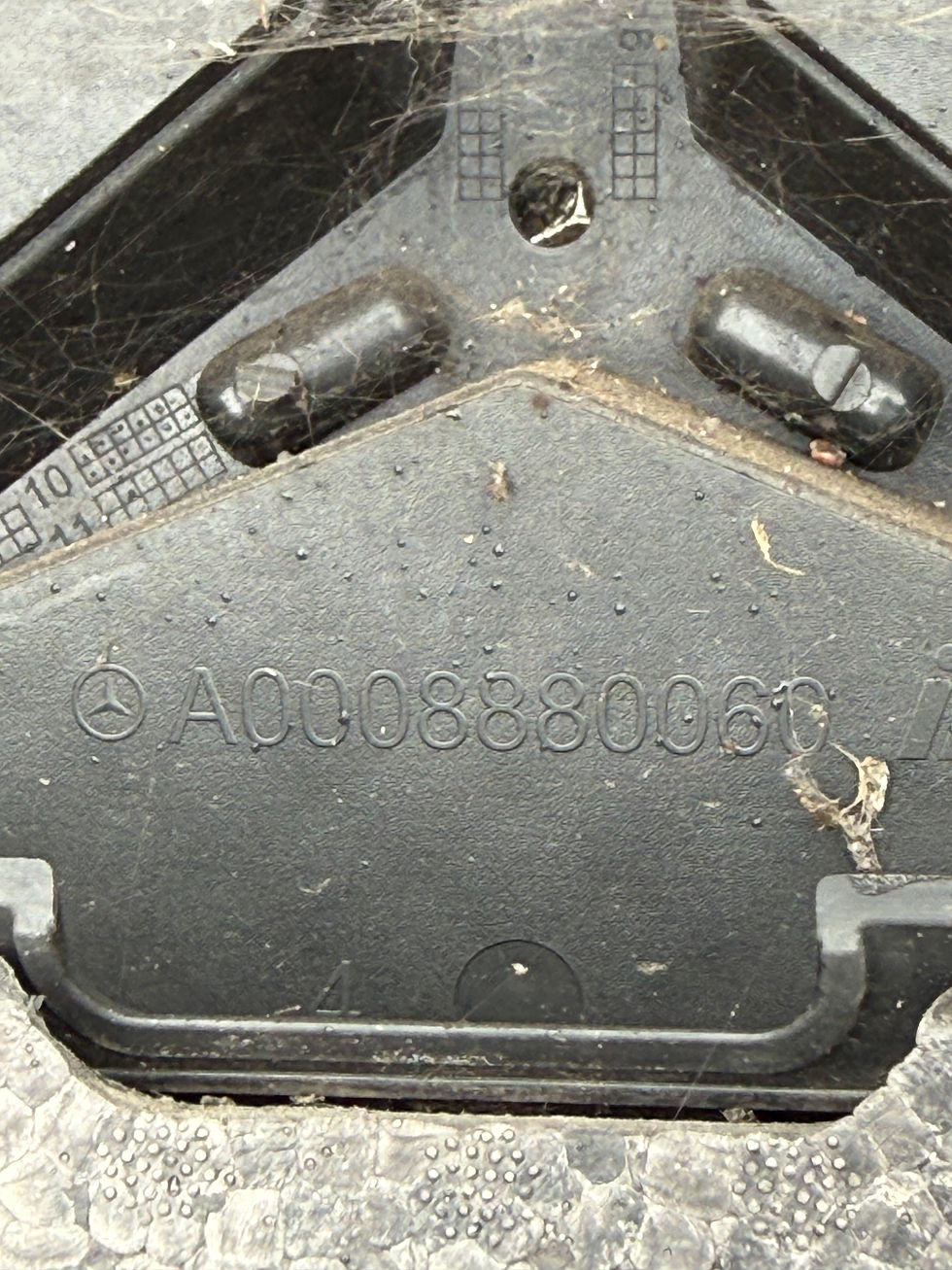 Thumbnail: 2014 MERCEDES C200 PETROL SPORT COMPLETE FRONT BUMPER + PDC SENSORS + RADAR 