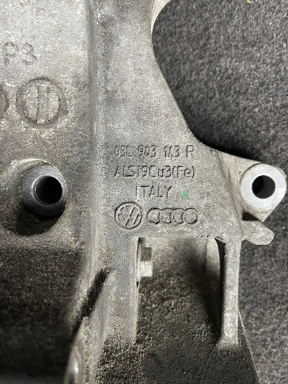 Thumbnail: 2014 AUDI A5 2.0 TDI S LINE COUPE AUTO CGL ALTERNATOR AC PUMP MOUNTING BRACKET