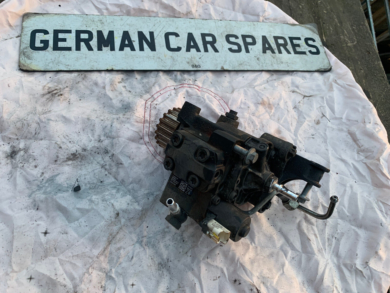 2015 MERCEDES A180 CDI B180 1.5 DCI W176 W246 HIGH PRESSURE FUEL PUMP BREAKING