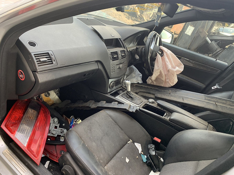 Thumbnail: 2009 MERCEDES C250 CDI BLUE EFF AMG INSTRUMENT CLUSTER SPEEDOMETER BREAKING