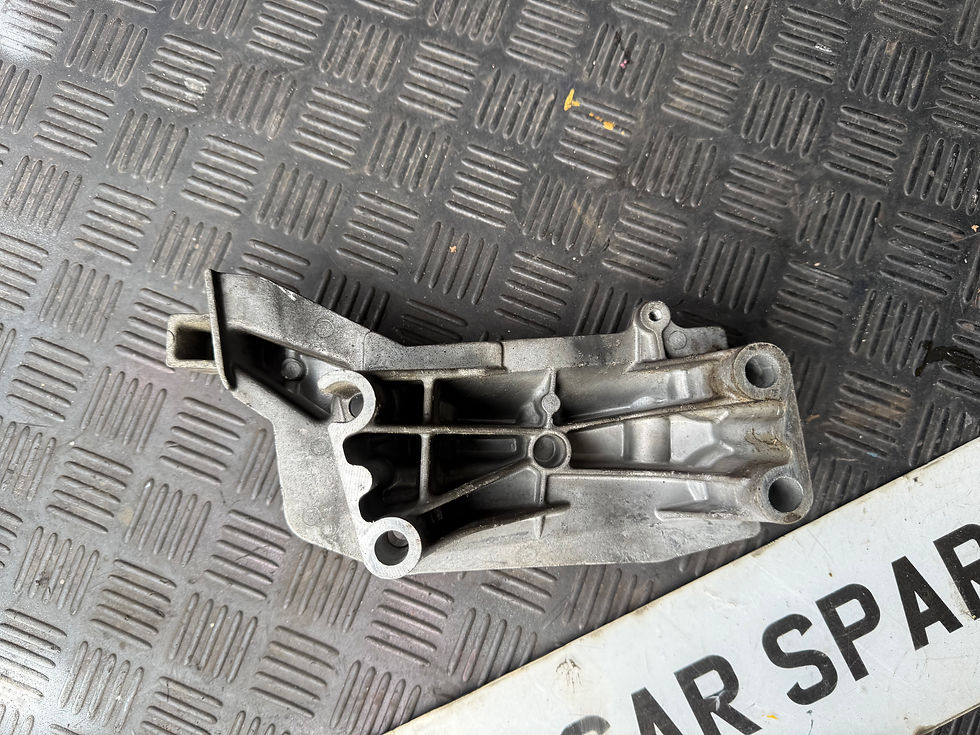 Thumbnail: 2012 VW POLO 1.4 CGGB OSF RIGHT ENGINE MOUNT BRACKET 036199275AB