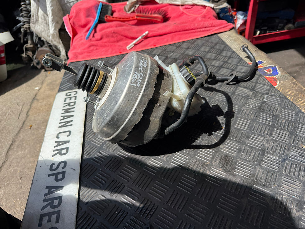 Thumbnail: 2014 MERCEDES C200 SPORT W205 BRAKE SERVO MASTER CYLINDER & BOTTLE A2054300130