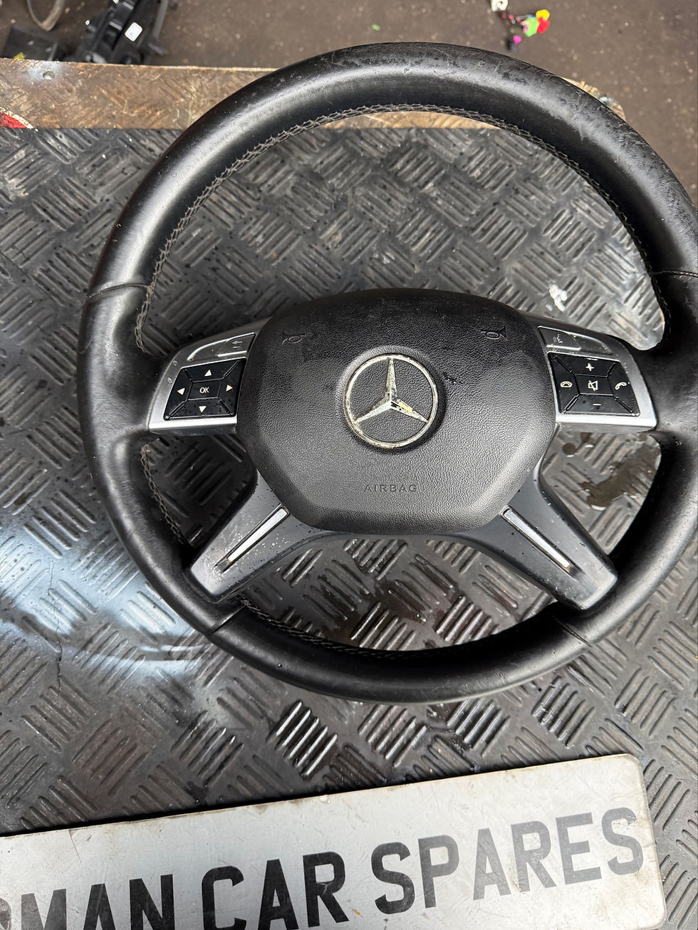 Thumbnail: MERCEDES C CLASS CDI W204 MULTI FUNCTION STEERING WHEEL & AIRBAG A2464601503