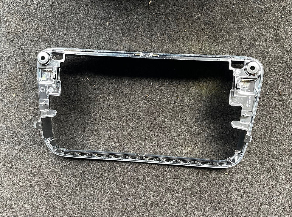 Thumbnail: 2018 MERCEDES A180 CDI SPORT EXEC STEREO CHROME SURROUND TRIM PANEL BREAKING