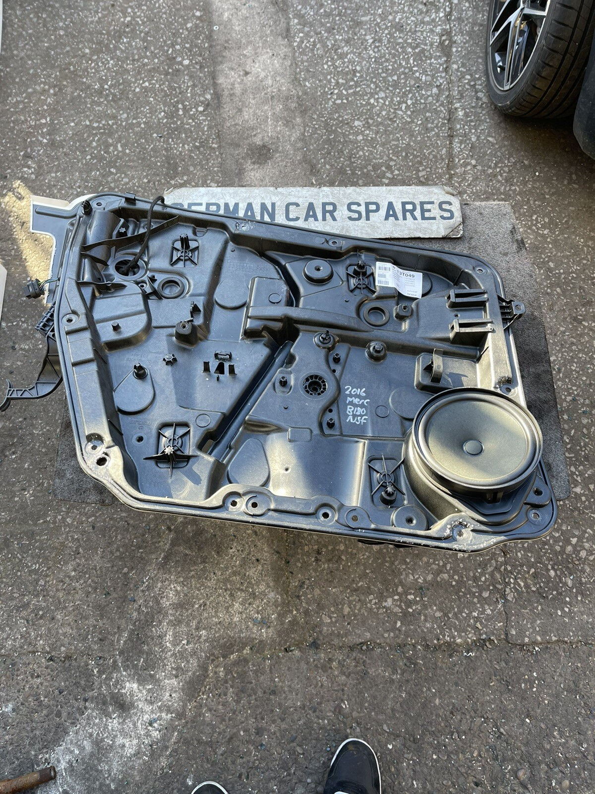 2016 MERCEDES B180 CDI AMG PASSENGER LEFT ELECTRIC WINDOW REGULATOR BREAKING