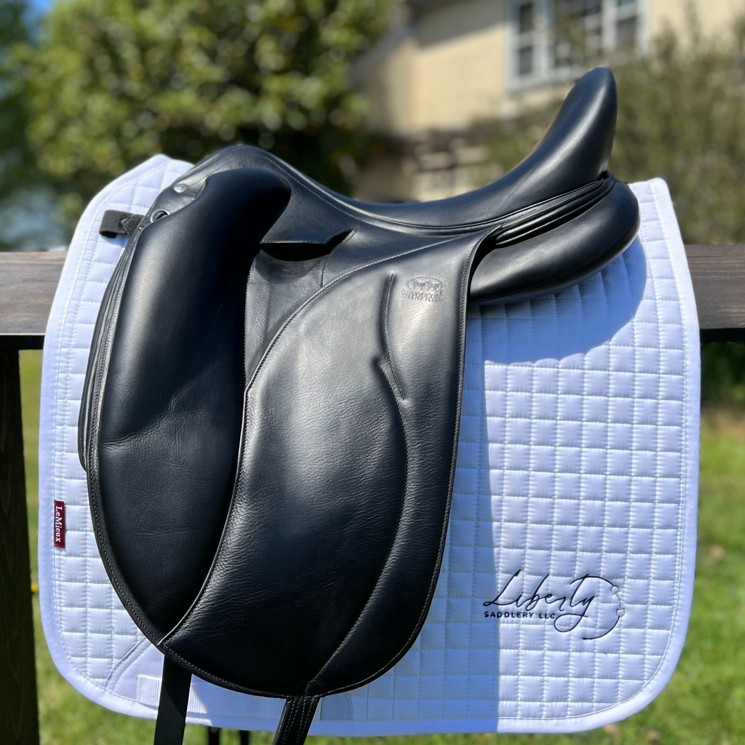 18" Devoucoux Makila Lab