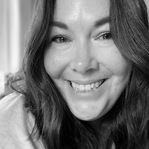 leslie LK Head B & W_edited.jpg