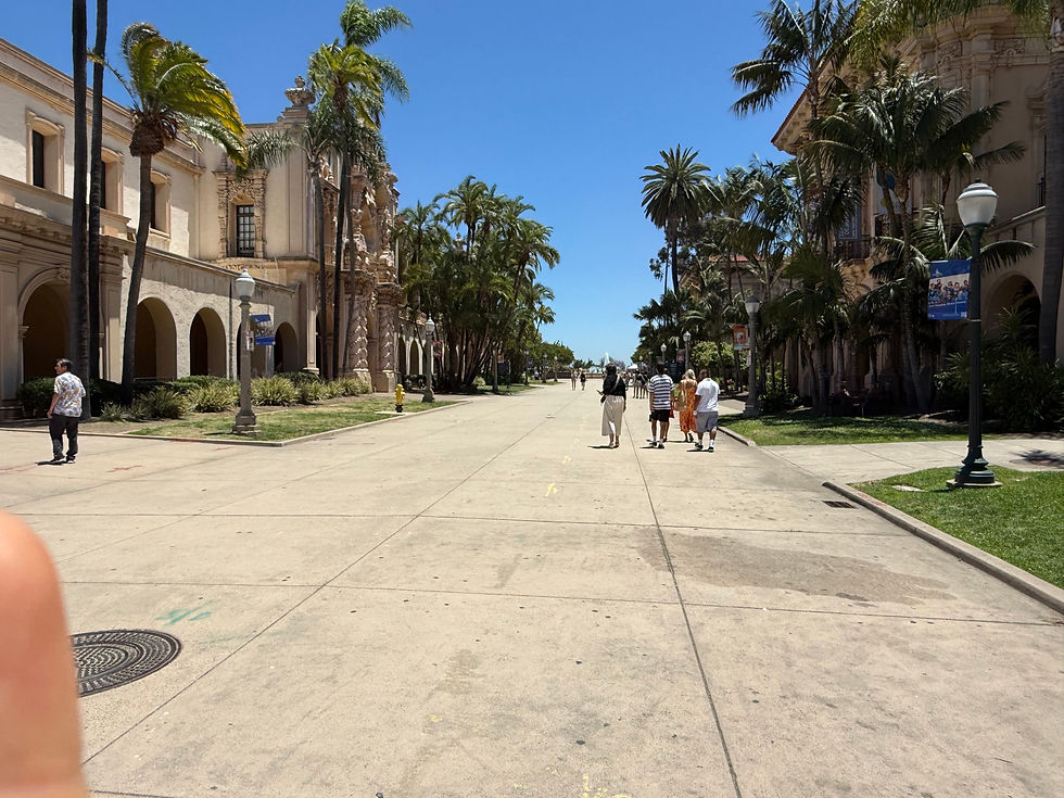 I walked through the heart of the park and admired the architecture
